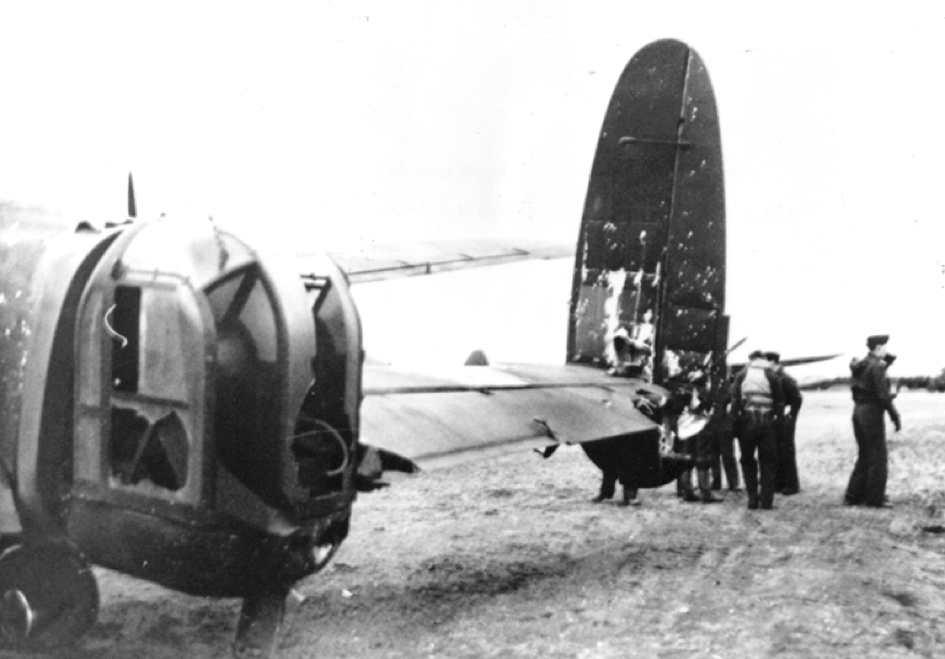 DV305 BQ-O crash landed at Woodridge 31 Jan 1944 after being attacked by a night fighter